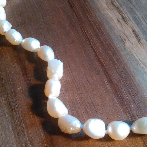 Peach Freshwater Pearl Stainless Steel Necklace - Picture 8 of 9
